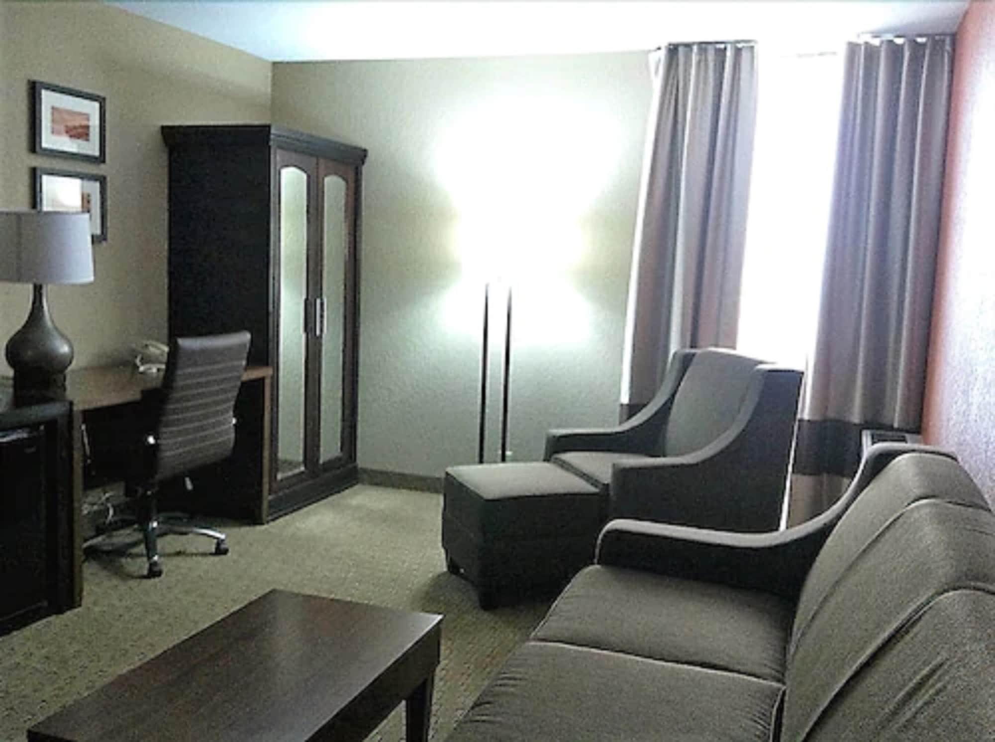Comfort Inn & Suites Evansville Airport Exterior foto