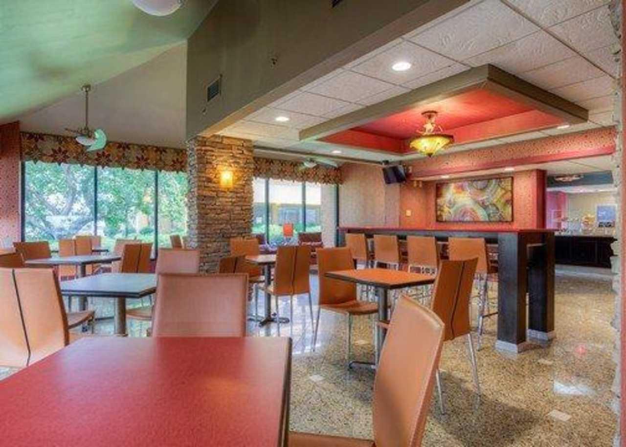 Comfort Inn & Suites Evansville Airport Exterior foto