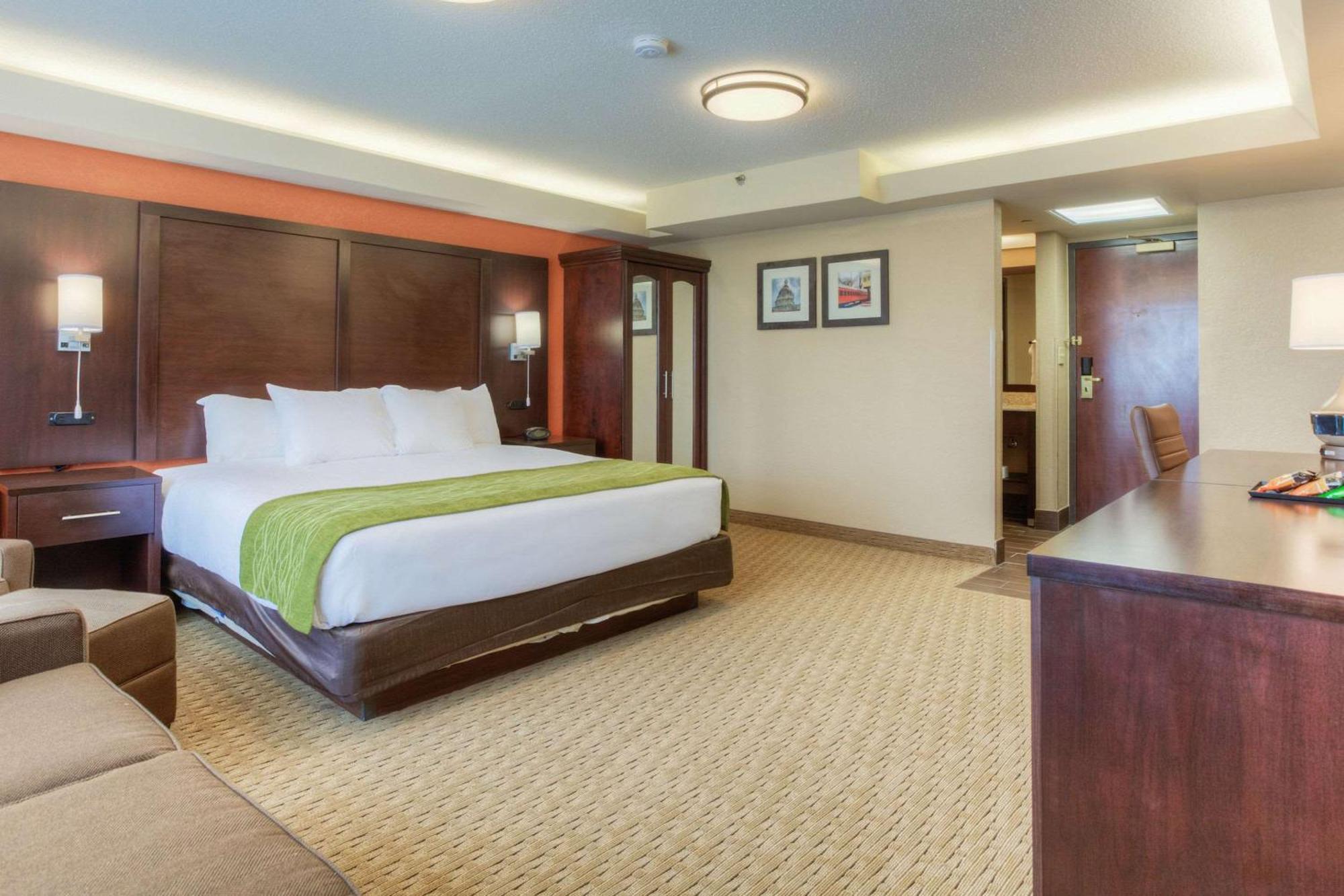 Comfort Inn & Suites Evansville Airport Exterior foto