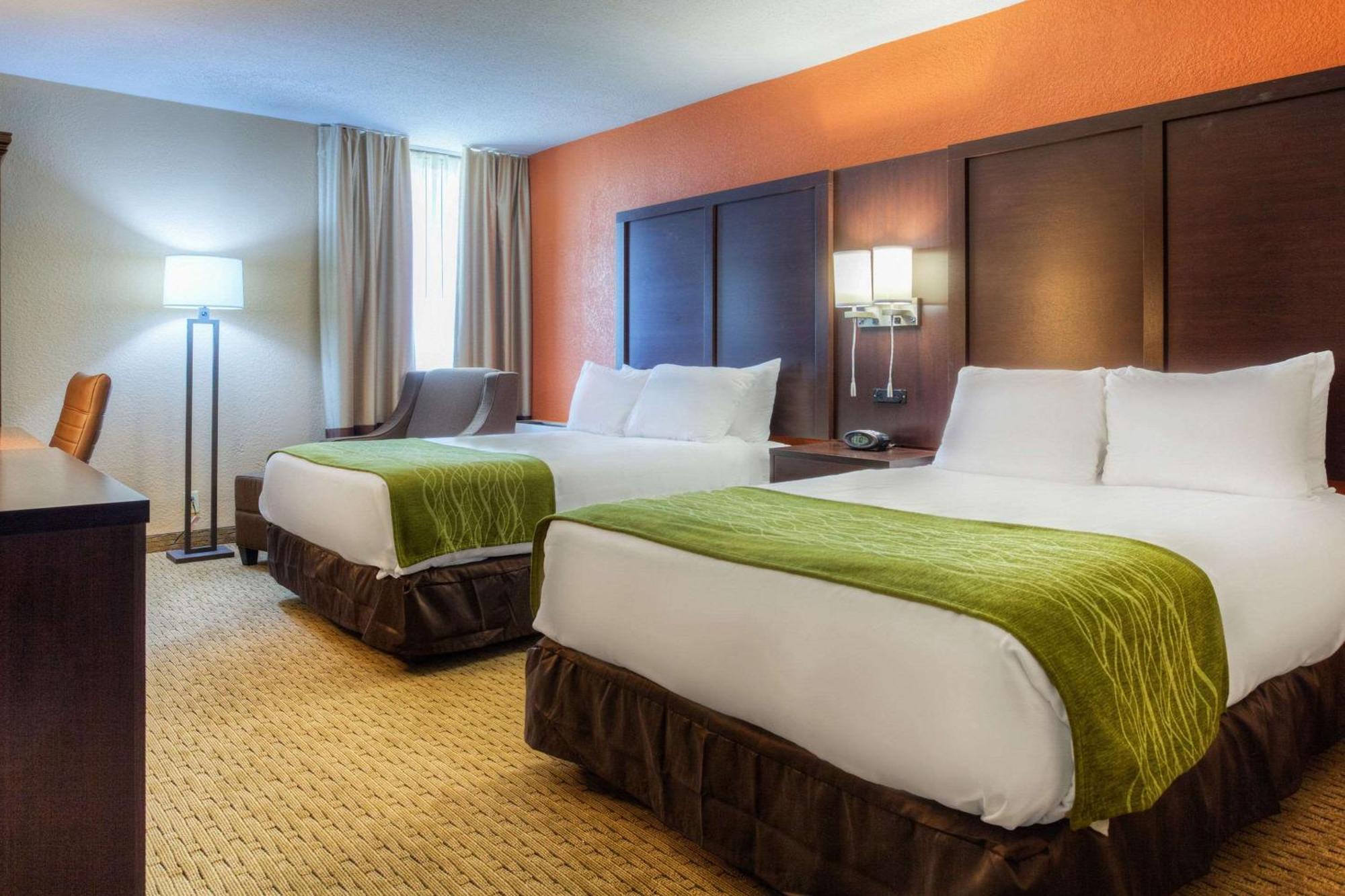 Comfort Inn & Suites Evansville Airport Exterior foto