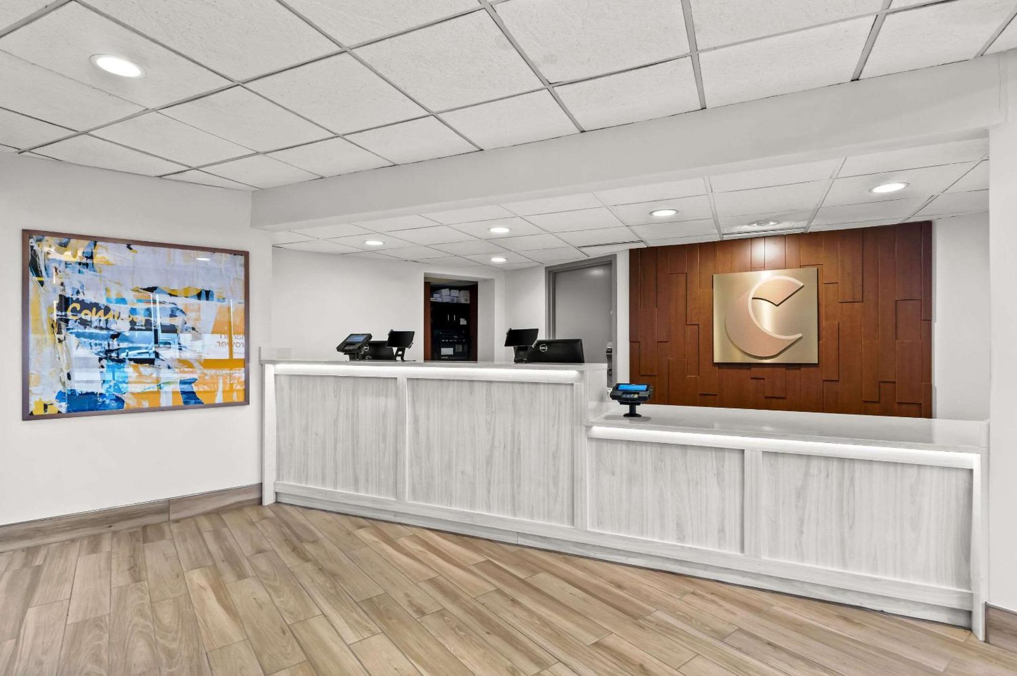 Comfort Inn & Suites Evansville Airport Exterior foto
